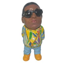 Gift for Hip Hop Lover Figurines Alkyne Legend Commemorative Resin Figurines Ornament Handmade The Late Rap Music Star Sculpture (Color: A)